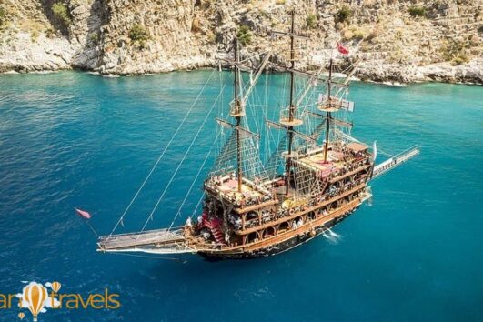 Экскурсия на пиратском корабле в Бодруме